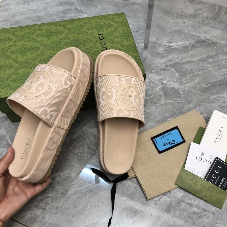 Gucci Shoe 